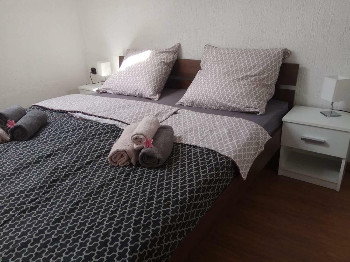Apartman Slava Tisno Dış mekan fotoğraf