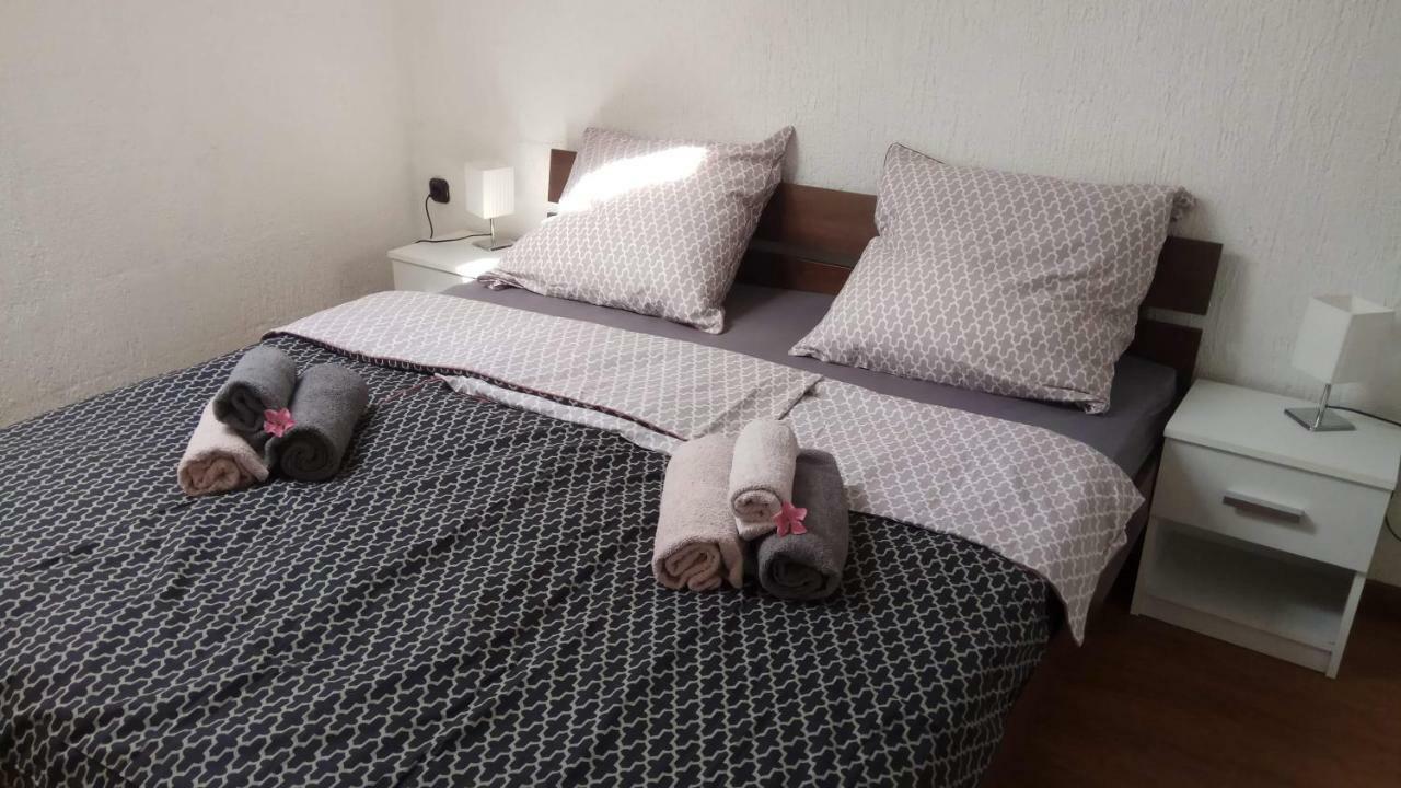 Apartman Slava Tisno Dış mekan fotoğraf