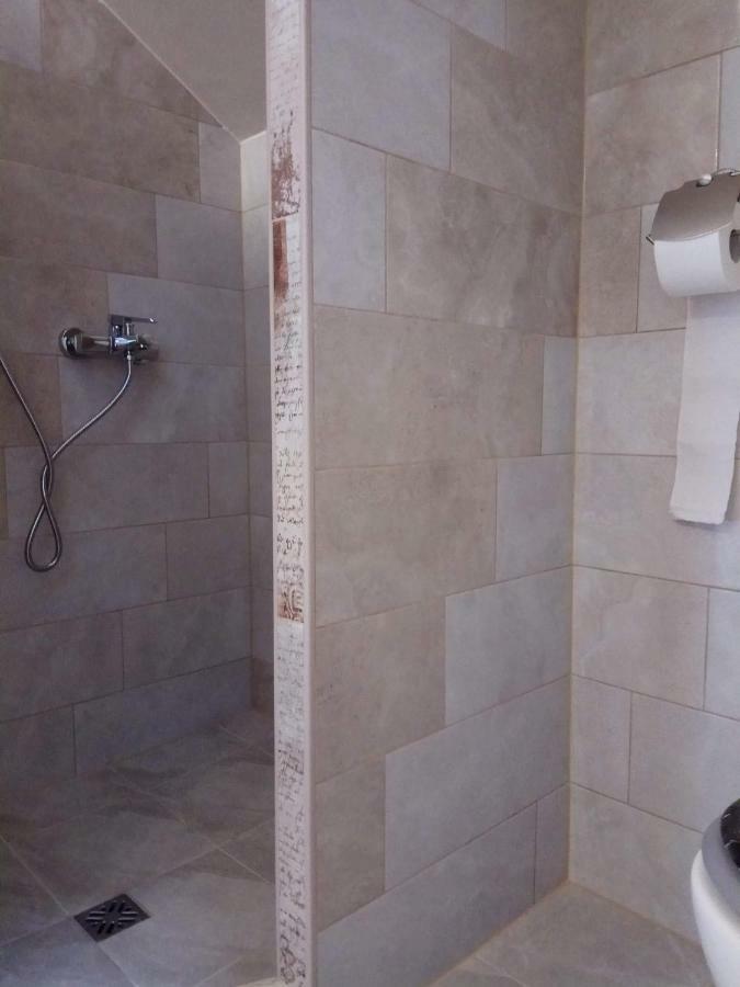 Apartman Slava Tisno Dış mekan fotoğraf