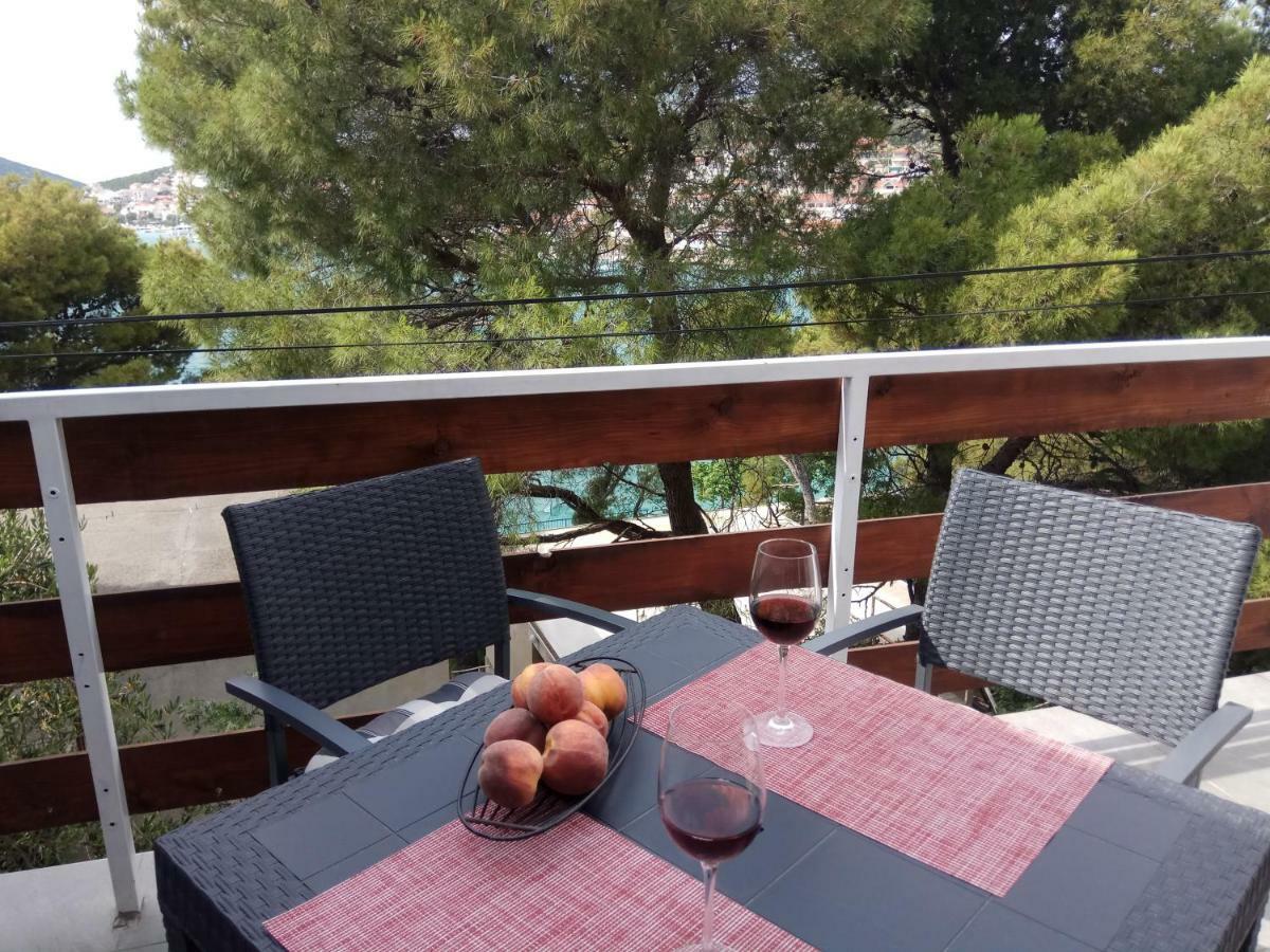 Apartman Slava Tisno Dış mekan fotoğraf